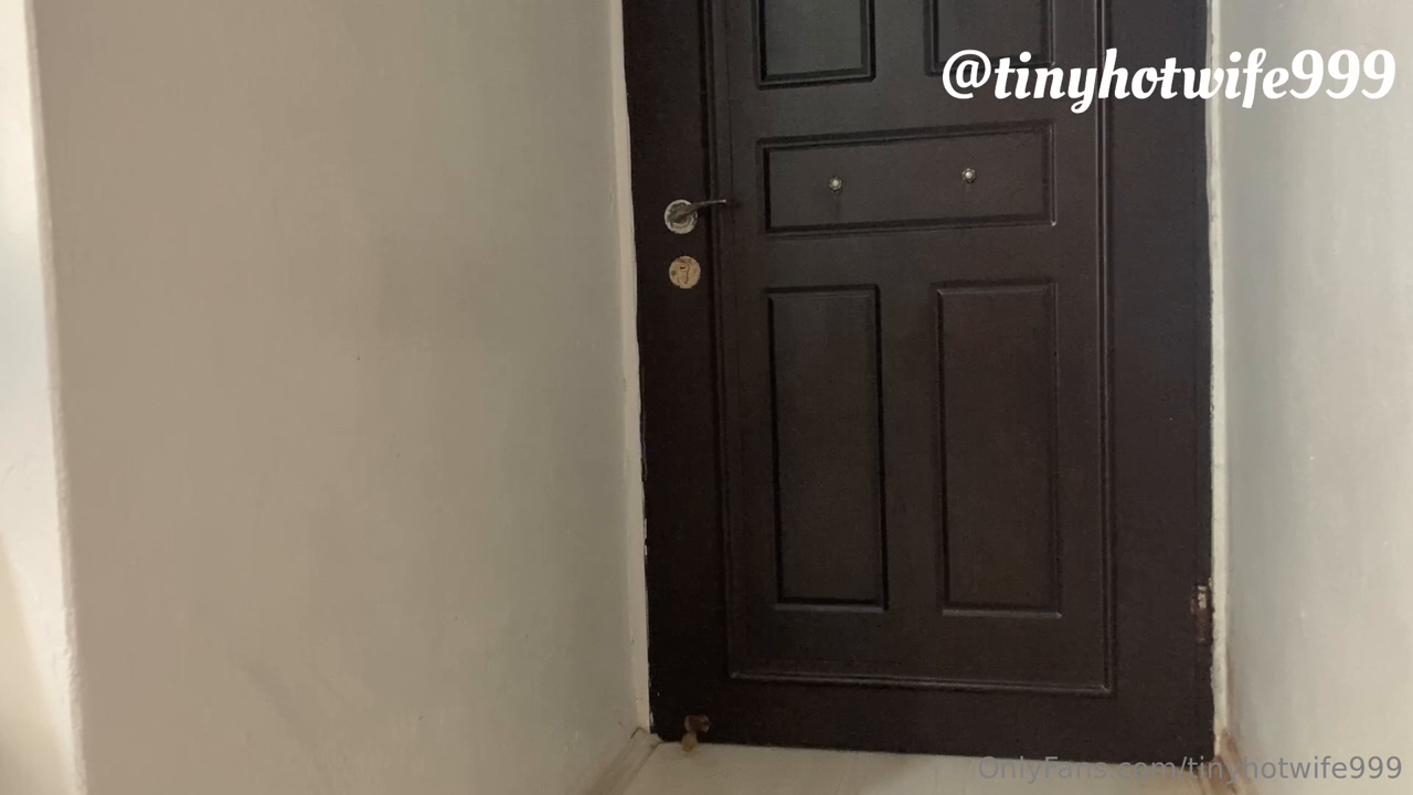 Hotwifesude Onlyfans (9)
